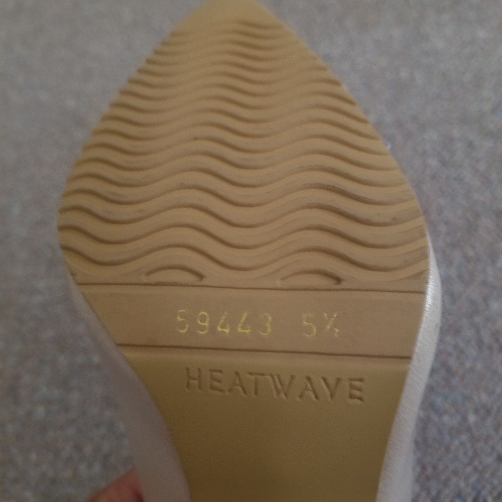 High Heels - Picture 5 of 5